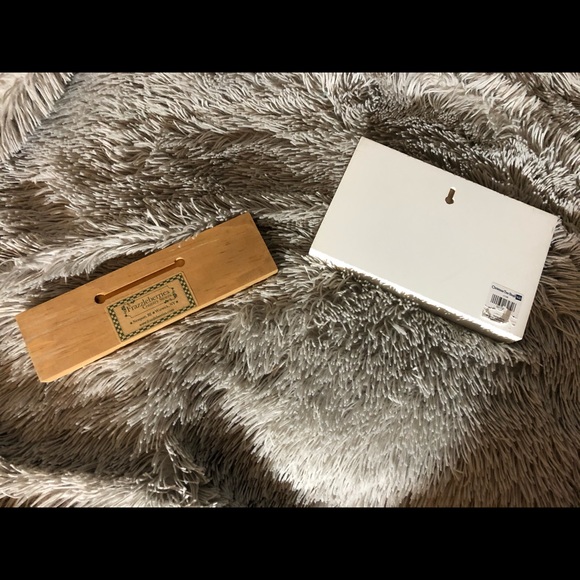 His n Hers wooden alcohol signs - Picture 4 of 5